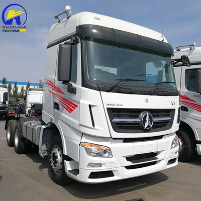 6X4 приводное колесо Северный Бенц трактор головной грузовик с 400L Алюминиевого сплава топливного танкера