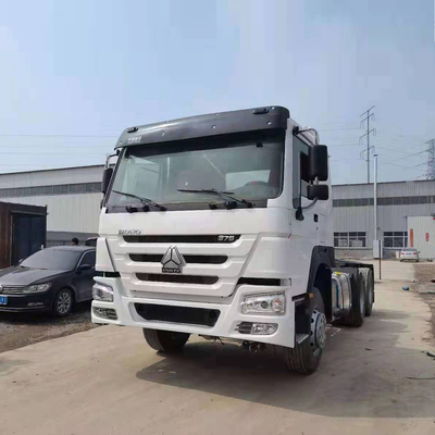 Производительность Sinotruck HOWO 6X4 375HP Подержанные грузовые тракторные агрегаты с конструкцией радиальных шин