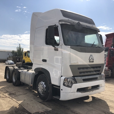 Мощный и долговечный трактор Sinotruk A7 в Замбии