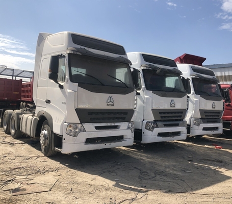 Мощный и долговечный трактор Sinotruk A7 в Замбии