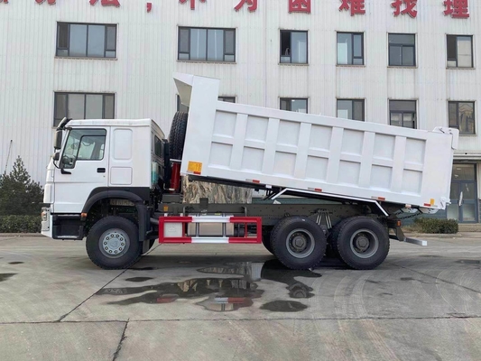 6X4 Sinotruk HOWO 10 шины объем песчаник грузовик свалка грузовик с 300L топливный танкер