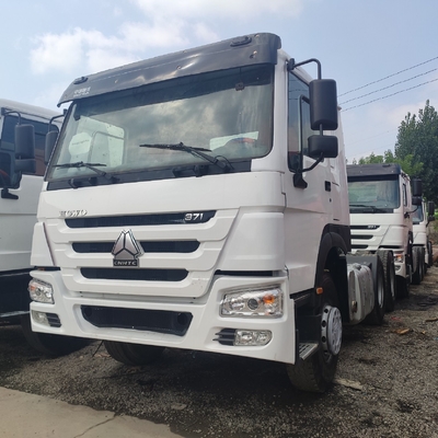 336 л.с. Левостороннее управление Использованный 6X4 HOWO тракторный грузовик Евро 2 с индивидуальным запросом