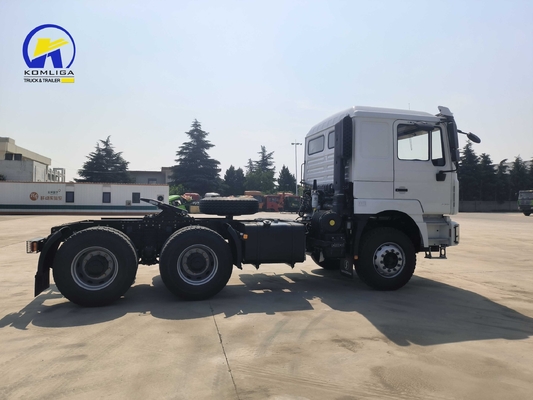 Shacman 6X4 Трактор грузовик голова используется с 400L Алюминиевого нефтебака и 10 колес