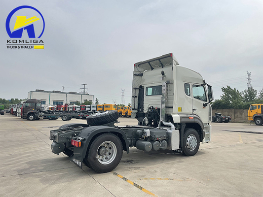 Sinotruk HOWO 4X2 4X4 Prime Mover 6 колес Полуприцеп Трактор головной грузовик с шинами