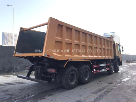 Cnhtc HOWO Sinotruk 8X4 Дамп-грузовик/грузовик с откидкой/грузовик с 300-литровым топливным танкером