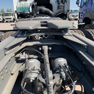 Сила 351-450 л.с. С сертификатом ECE Sinotruk HOWO 6X4 Тракторный грузовик для перевозки прицепов