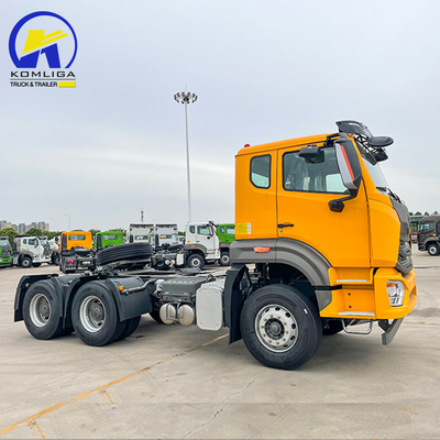 Sinotruck HOWO 6X4 10 Шины 30-40 тонн Перевозчик тракторная головка грузовик с 50 / 90 необязательно
