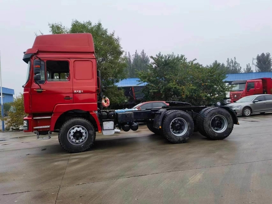 Shacman 6X4 Тяжелый грузовик &gt; 8L Моторная вместимость Человек 7.5 тонн Передняя ось / Используется для прицепа