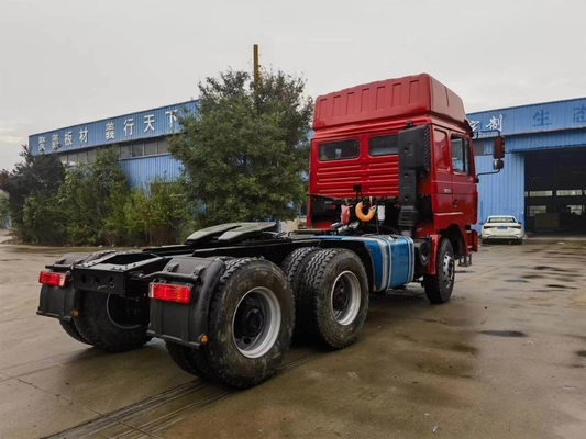 Shacman 6X4 Тяжелый грузовик &gt; 8L Моторная вместимость Человек 7.5 тонн Передняя ось / Используется для прицепа