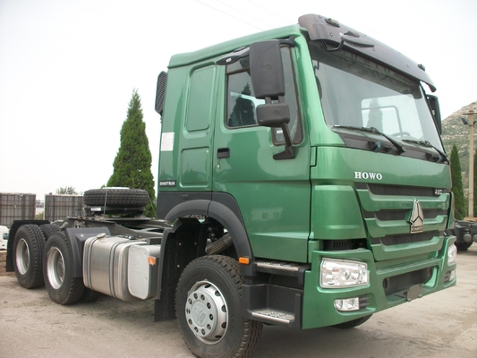 Sinotruk HOWO 6*4 420 л. с. Прицепная головка грузовик Тракторный грузовик с 6800*2500*3200 мм Размер
