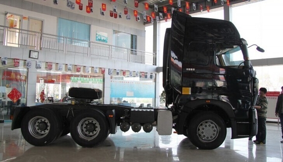 6×4 ручная коробка передач Sinotruk HOWO T7h Использованная прицепная головка главный двигатель тракторный грузовик
