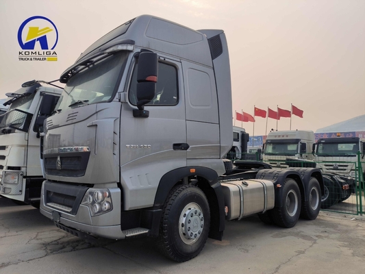Sinotruk HOWO Грузовик 6X4 10 колес Подержанный тракторный грузовик с 400-литровым алюминиевым танкером