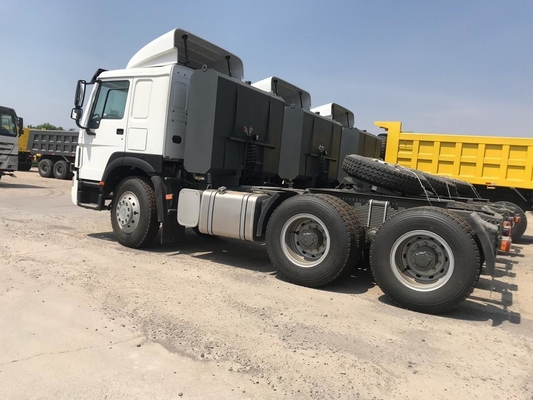 В хорошем состоянии использованный Sinotruk HOWO 6X4 Тракторный грузовик с двигателем D12.42-20