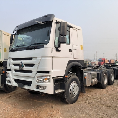 Подержанный Sinotruk HOWO 6X4 Heavy Duty Trailer Head Тракторный грузовик с и ≤5 сиденьями