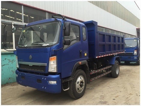 Sinotruk 4X2 12 тонн 12 кубических метров Дэмп-транспорт с двигателем емкостью 4-6 л Euro II