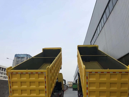 Sinotruk 8X4 12 колес HOWO Tipper Использованный грузовик для свалки Лошадиная мощность 351-450 л.с. Приводное колесо 8×4