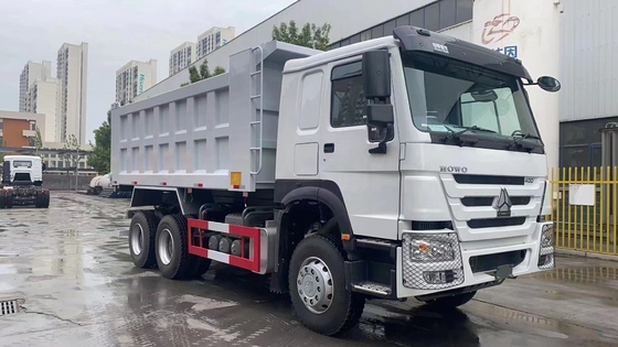 Дизайн радиальной шины HOWO Th7 6X4 Dumper Box Dumo Truck/Tipper Truck с задней осью Hc16
