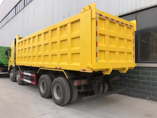 Продукты 8X4 12-колесный грузовик Sinotruk Использованный грузовик с 375 лошадиными силами