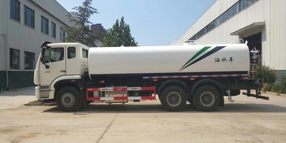 Sinotruck HOWO 371HP 6X4 Нержавеющая сталь Питьевая машина с 400L топливным баком