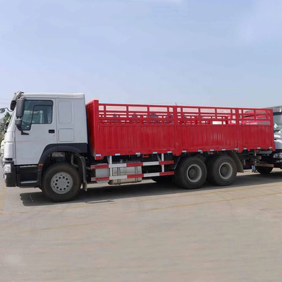 6X4 Sinotruk Транспортное транспортное средство Коробка Грузовой грузовик с технической поддержкой запасных частей
