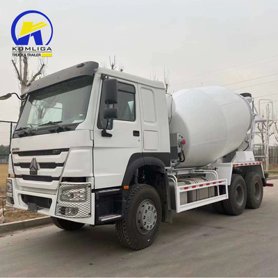 10 кубических метров вместимостью Sinotruck HOWO 6X4 Бетонный смеситель Цементный грузовик для Африки