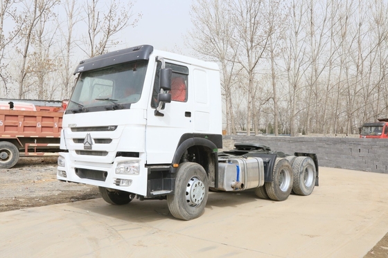 Вместимость 25-30 т HOWO CNG тракторный грузовик/грузовик/ для высокой пропускной способности