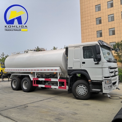 25cbm Sinotruk HOWO Водораспыляющий грузовик с двигателем D12.42 и передачей Pto