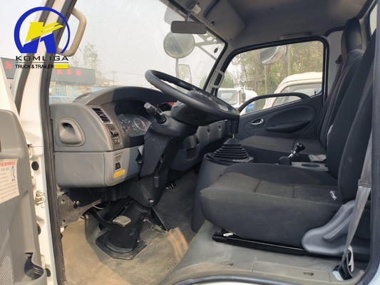 Sinotruk HOWO 4X2/6X4/8X4 Водосборник для питьевой воды для транспортного средства для обработки сточных вод