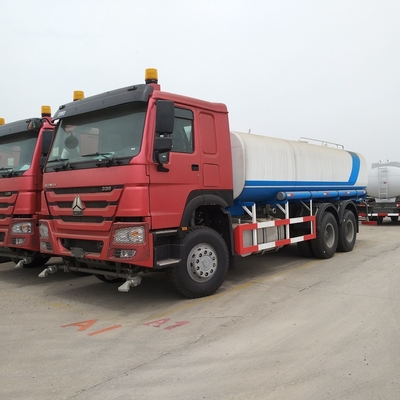 Настройка Sinotruk HOWO 4X2/6X4/8X4 Подержанный водонагреватель с объемом резервуара 20000 литров