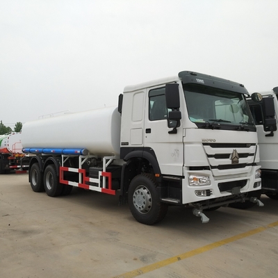 Sinotruk HOWO 4X2/6X4/8X4 Танки с питьевой водой Подержанный грузовик с водой объемом 15001 30000 л