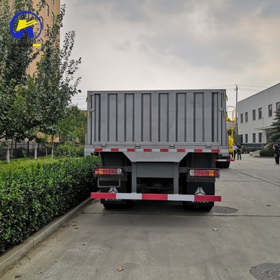 6X4 приводное колесо Sinotruk HOWO плоскостопный ограждающий грузовик для транспортировки грузов