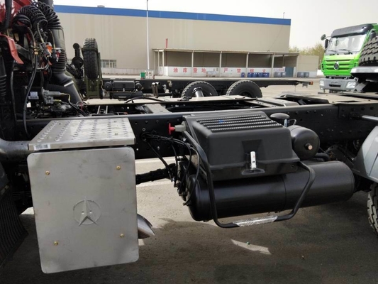 Beiben Tractor Head 6X4 3 оси с системой рулевого управления Zf8098 и скоростной коробкой передач 12js200t
