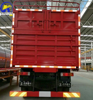 Beiben Benz 8X8 12wheel Van Style Box Грузовой грузовик 20cbm Кувшин Размер 5600X2300X1500