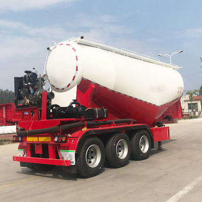 Транспортировка сыпучего порошка с прицепом грузовика Sinotruk Cement Bulk и двигателем Weichai 4102