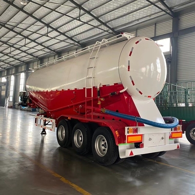 Транспортировка сыпучего порошка с прицепом грузовика Sinotruk Cement Bulk и двигателем Weichai 4102