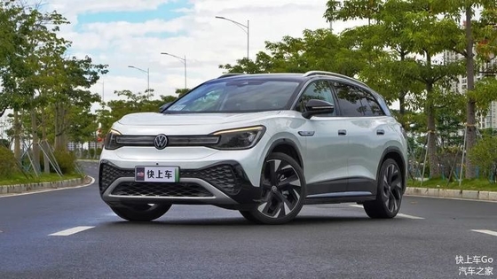 Специализированный запрос 2023 Limited Edition Long Range Electric Car с закрытым типом кузова