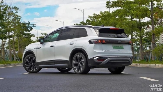 Специализированный запрос 2023 Limited Edition Long Range Electric Car с закрытым типом кузова
